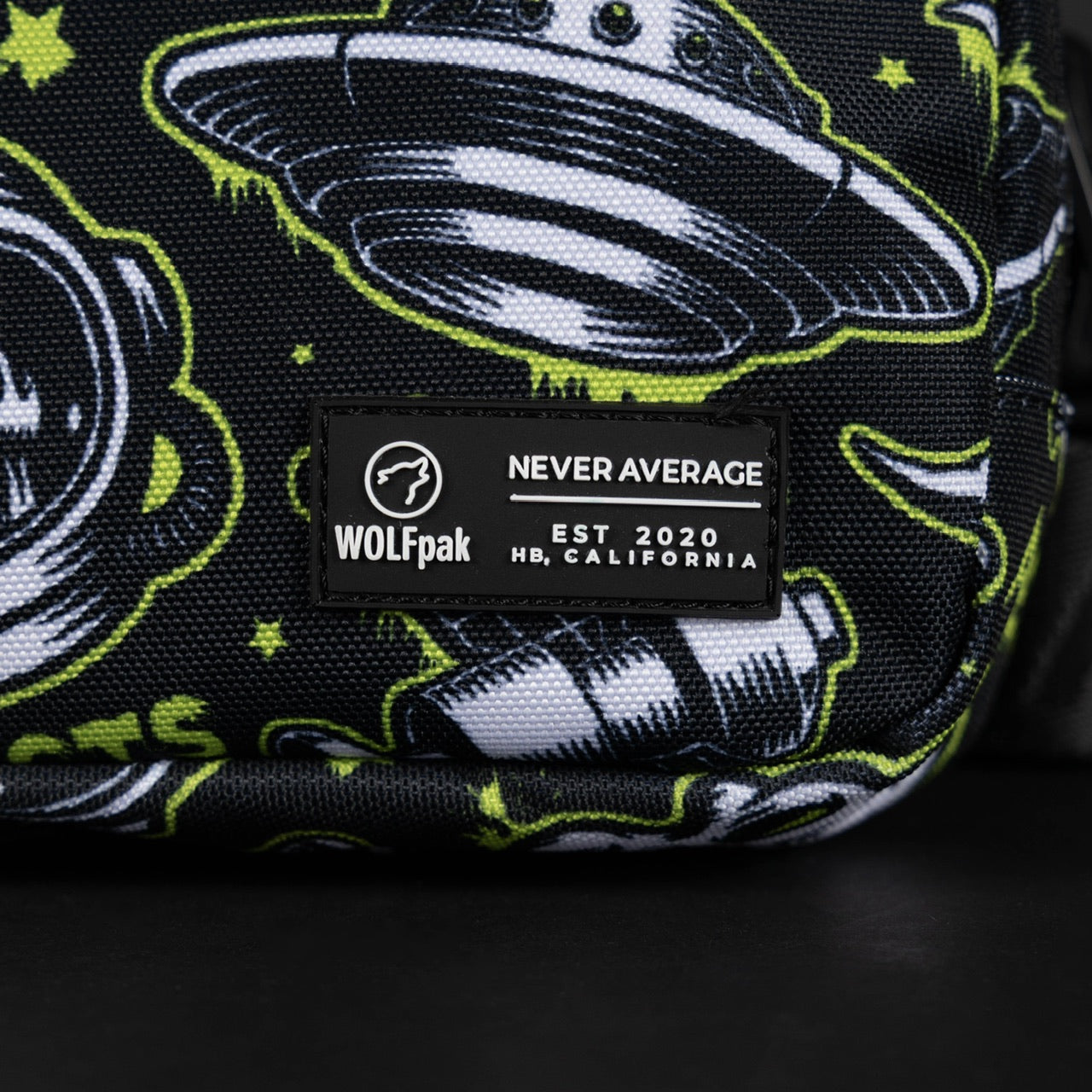 Crossbody Pack Area 51