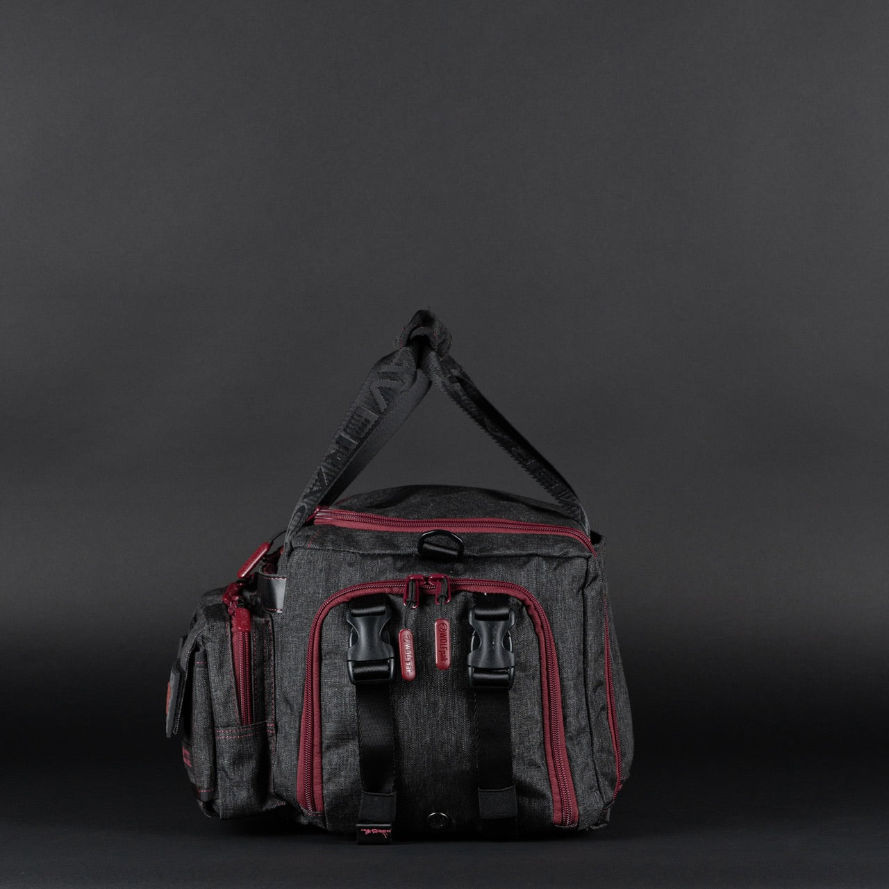 30L Perfect Duffle Bag Black Widow