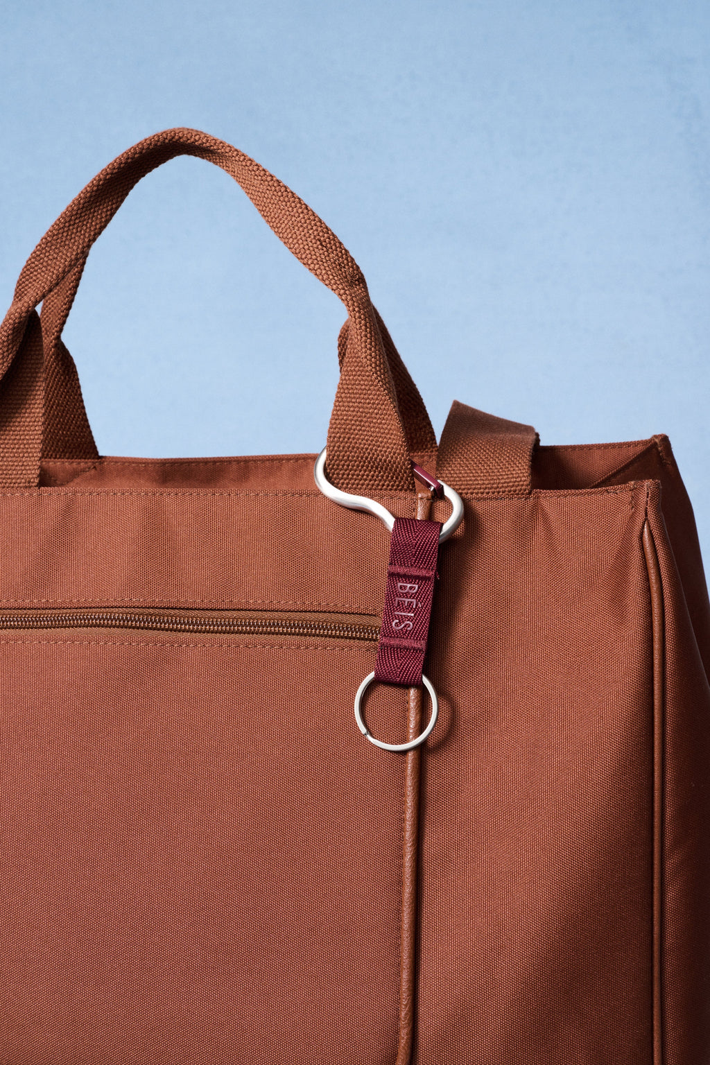 The Carabiner in Burgundy