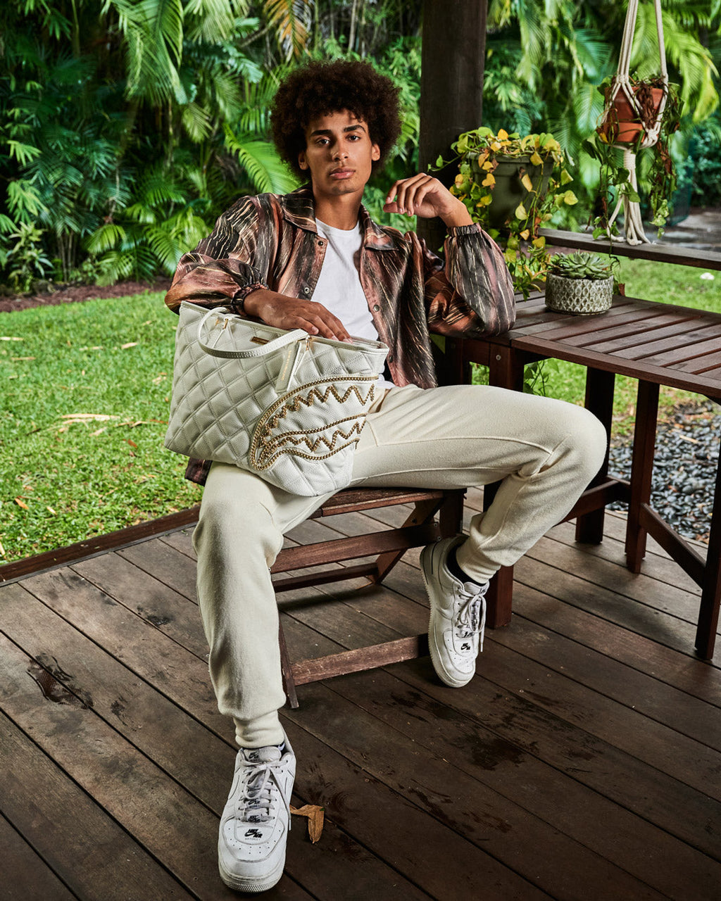 RIVIERA LE BLANC GOLD CHAIN SHARK TOTE