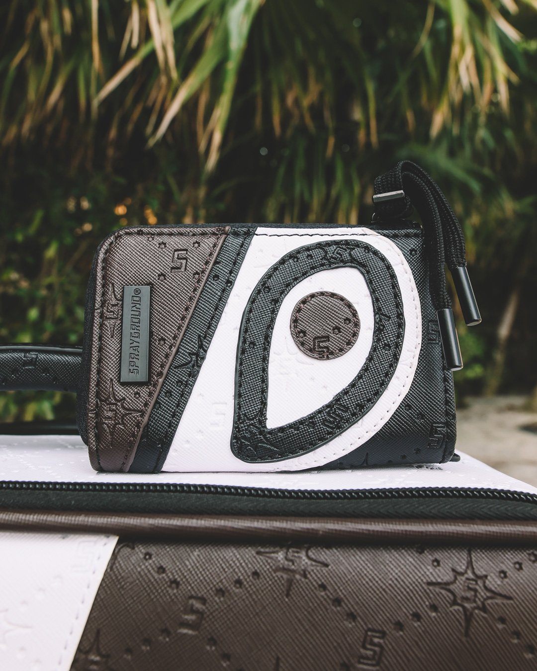 V.V.I.P. WALLET