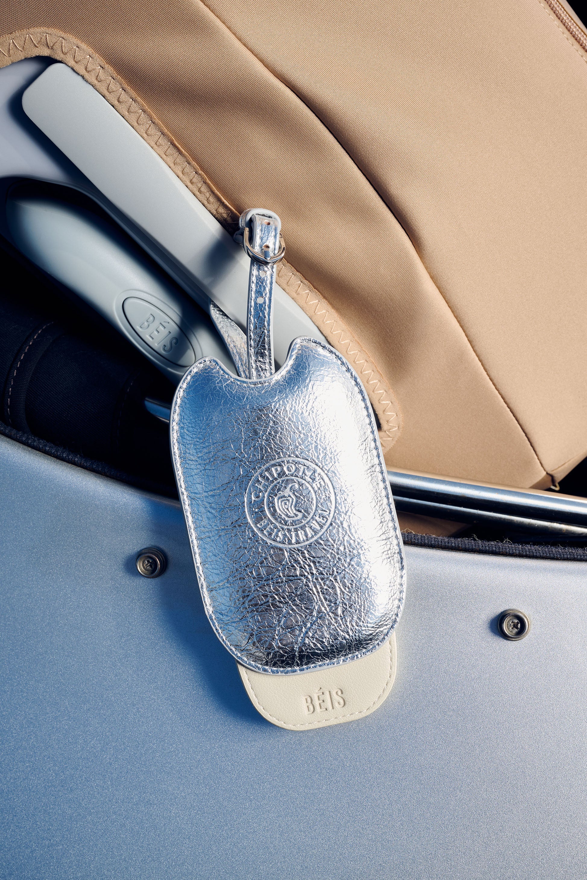 BÉIS x Chipotle The Luggage Tag in Foil