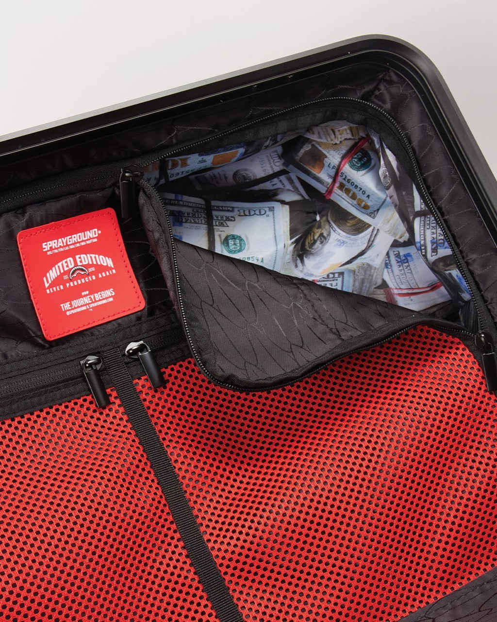 SHARKNAUTICS (CAMO) 21.5” CARRY-ON LUGGAGE