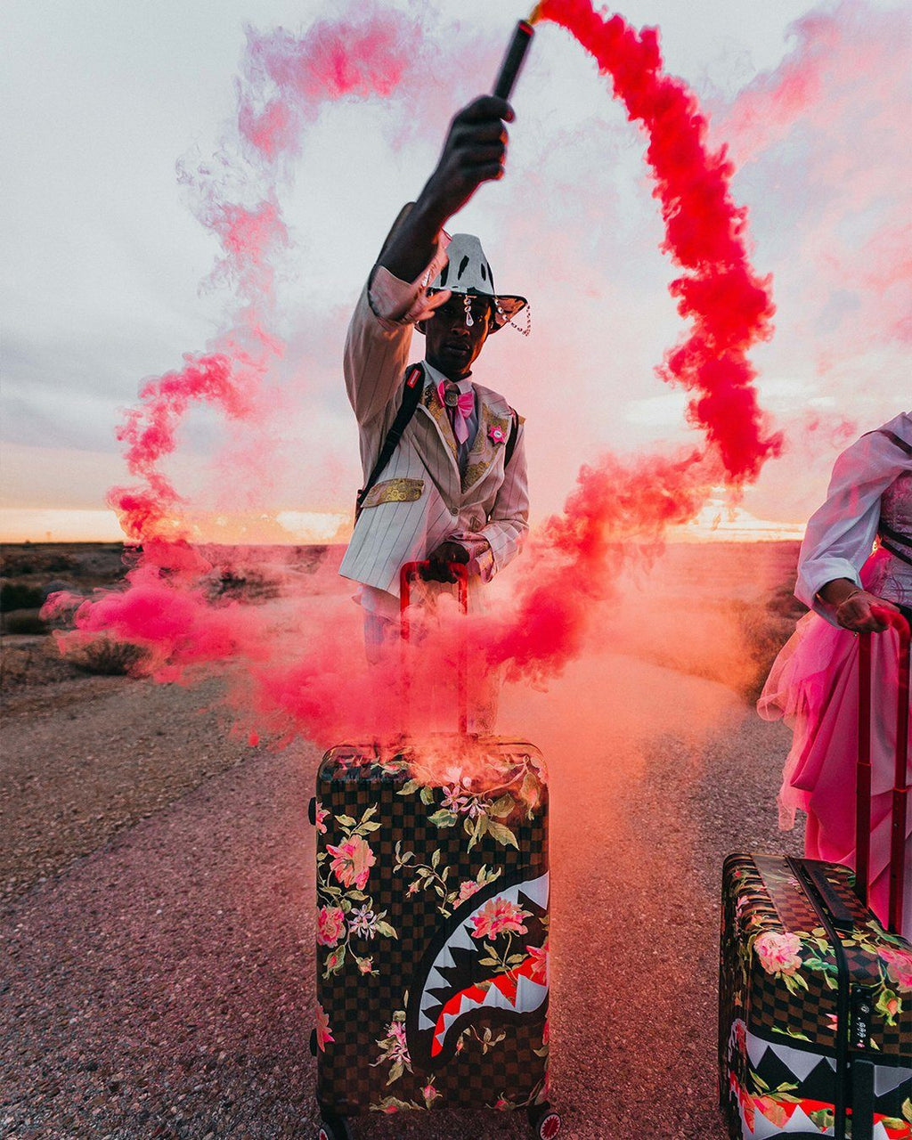 SHARKFLOWER 21.5” CARRY-ON SHARKNAUTICS LUGGAGE